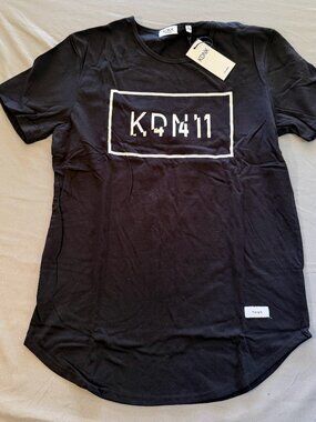 KDNK Men’s Black Graphic Tee Shirt Crew Neck Curved Hem Size Small New with Tags